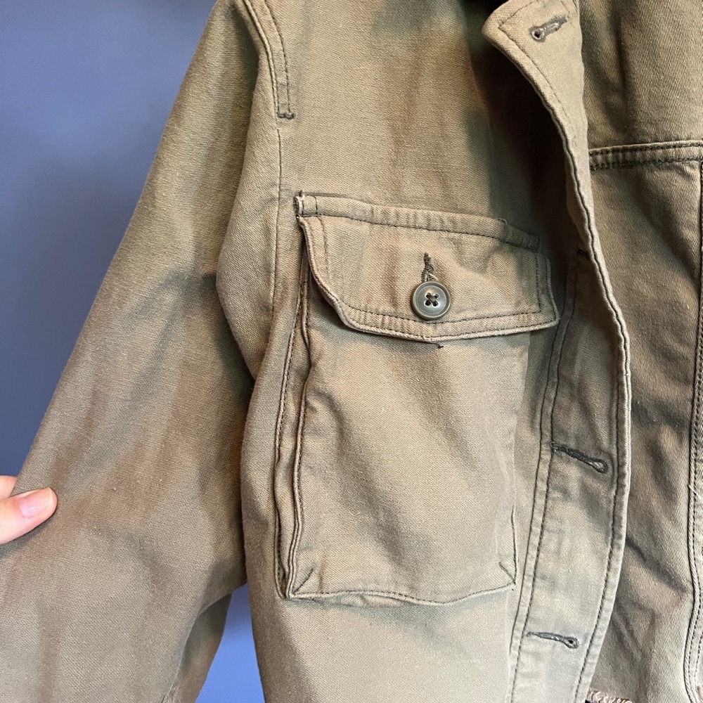 Abercrombie and fitch green khaki jacket, worn once , size small - Picture 5 of 5
